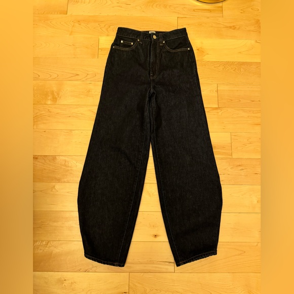 Toteme Denim - Toteme Dark Blue Barrel Leg Jeans